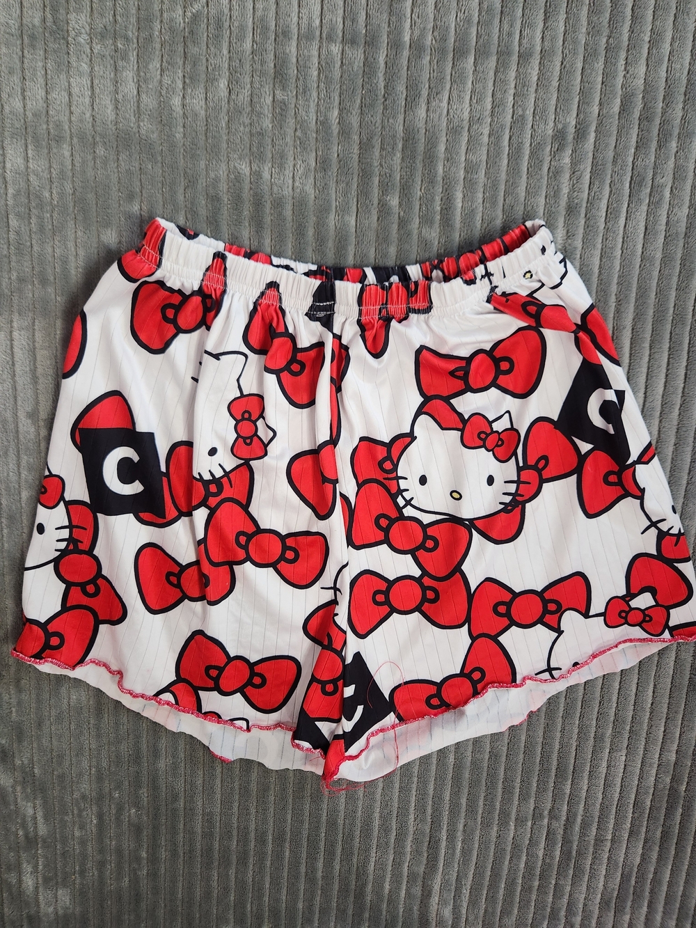 Hello Kitty Sanrio Red Bow Print Sleep Shorts pajama bottoms women's S